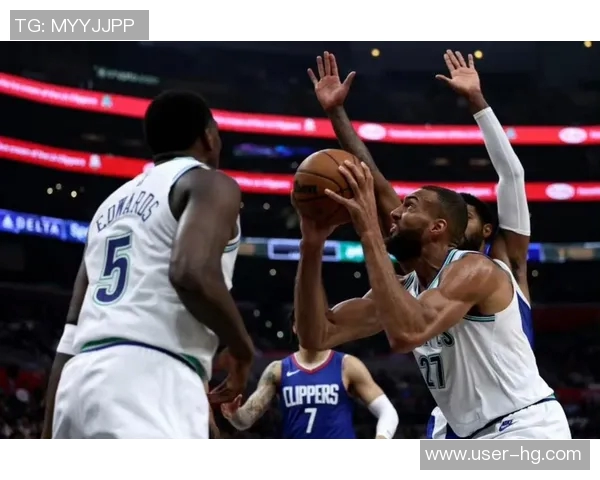 爱德华兹本赛季关键时刻表现出色投篮命中率高达70以上